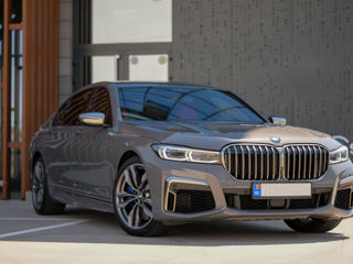 BMW 7 Series foto 2