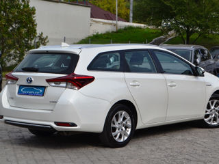 Toyota Auris foto 2