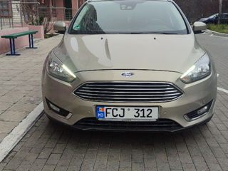 Ford Focus foto 2