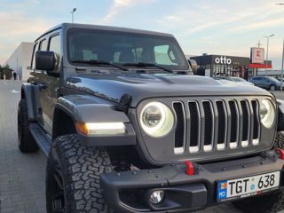 Jeep Wrangler фото 8