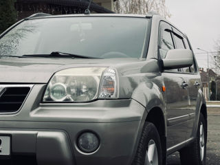 Nissan X-Trail foto 3