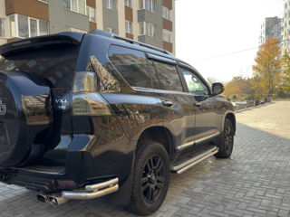 Toyota Land Cruiser Prado foto 4