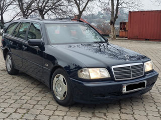 Mercedes C Class foto 3