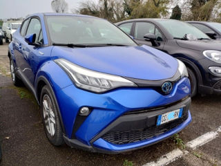 Toyota C-HR foto 2