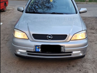 Opel Astra foto 2