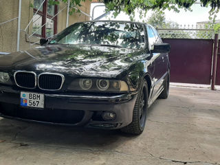 BMW 5 Series foto 5