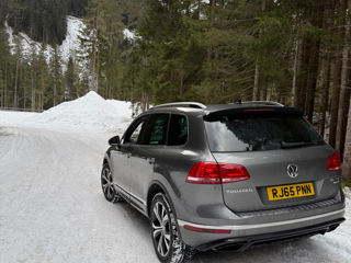 Volkswagen Touareg foto 4