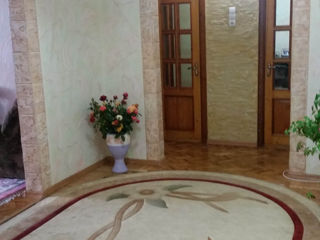 Apartament cu 3 camere, 70 m², Botanica, Chișinău foto 4