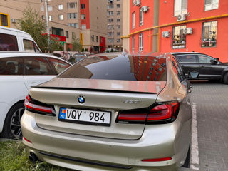 BMW 5 Series foto 3