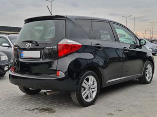 Toyota Verso-S foto 4