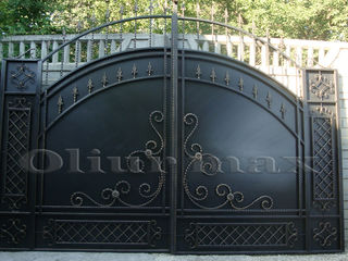 Porți, garduri, balustrade, copertine , gratii, uși metalice și alte confecții din fier forjat. foto 10