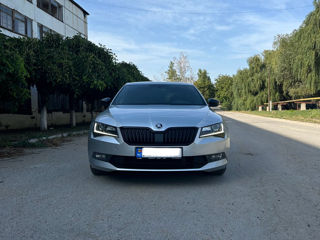 Skoda Superb foto 3