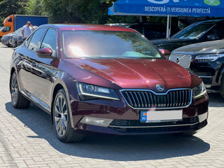 Skoda Superb foto 4