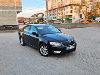 Skoda Octavia foto 2