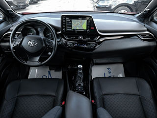 Toyota C-HR foto 6