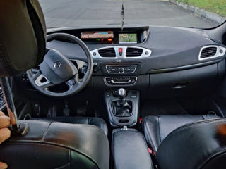 Renault Grand Scenic foto 6