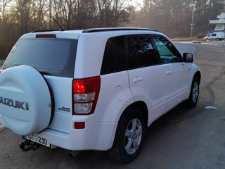 Suzuki Grand Vitara foto 3