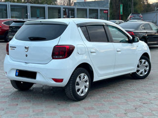 Dacia Sandero foto 3