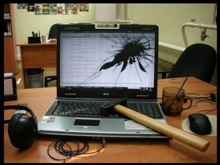 Cumpar laptop defectat. foto 8