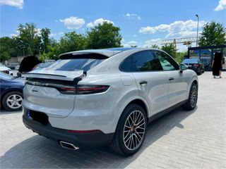 Porsche Cayenne Coupe foto 1