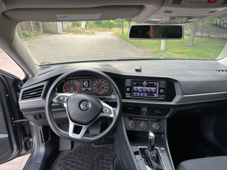 Volkswagen Jetta foto 6