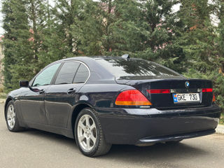 BMW 7 Series foto 4