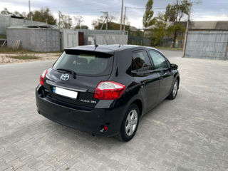 Toyota Auris foto 4