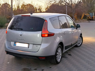 Renault Grand Scenic foto 6