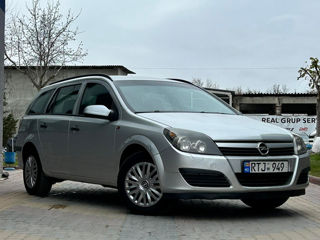 Opel Astra foto 2