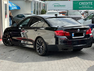 BMW 5 Series foto 5