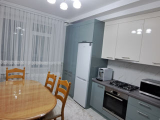 Apartament cu 2 camere, 70 m², Telecentru, Chișinău foto 7