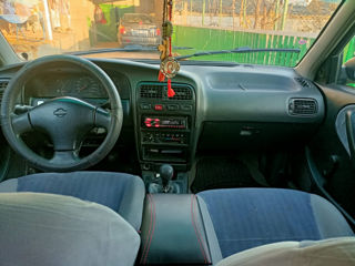 Nissan Primera foto 4