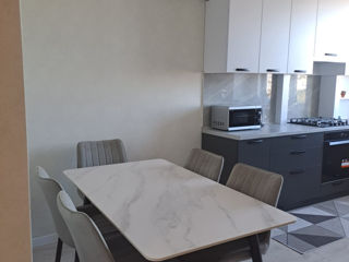 Apartament cu 2 camere, 63 m², Râșcani, Chișinău foto 2