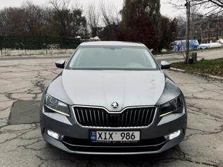 Skoda Superb foto 5