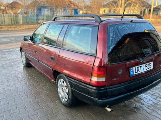 Opel Astra foto 3