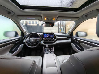 Toyota Highlander foto 8