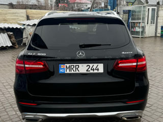 Mercedes GLC foto 5