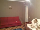 Apartament de mijloc cu reparatie  et.3 calduros gata de intrare  urgent foto 4