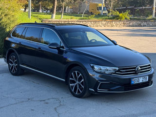 Volkswagen Passat foto 4