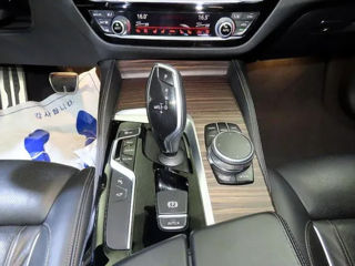 BMW 5 Series foto 6