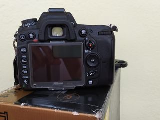 Идеальный Nikon D7000  + объектив Nikon 18-105mm - 370 евро foto 8