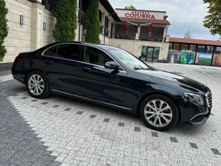 Mercedes E-Class foto 3