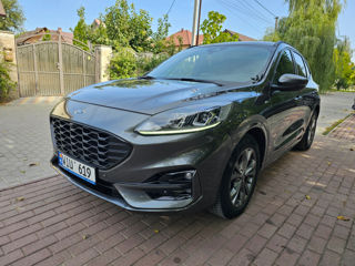 Ford Kuga foto 1