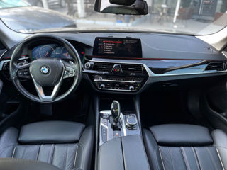 BMW 5 Series foto 12