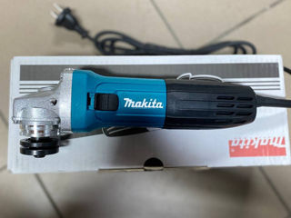 Угловая шлифмашина Makita GA5030 foto 2