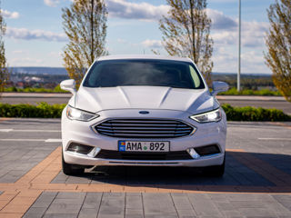 Ford Fusion foto 3