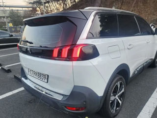 Peugeot 5008 foto 2