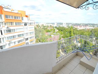 Apartament cu 2 camere în bloc nou, Centru, str. Valea Trandafirilor, 380 € ! foto 9