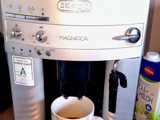 Vând aparat de cafea marca Delonghi Magnifica foto 5