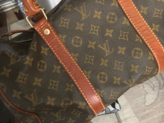 Geantă Louis Vuitton